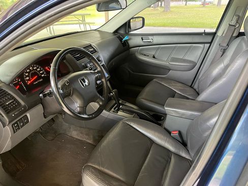 Used 2004 Honda Accord EX image 9