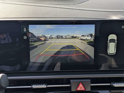 Used 2025 Kia Seltos EX FWD image 32