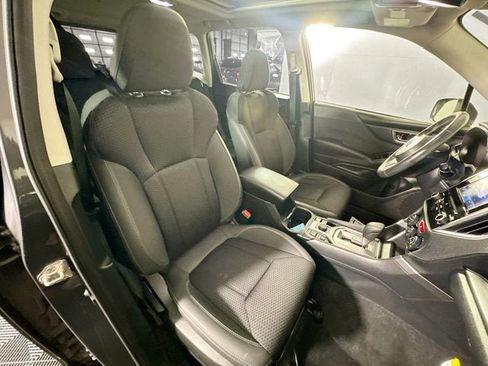 Used 2023 Subaru Forester Premium image 23