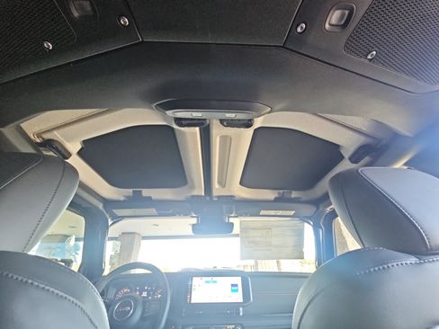 New 2025 Jeep Wrangler Unlimited Rubicon 392 image 33