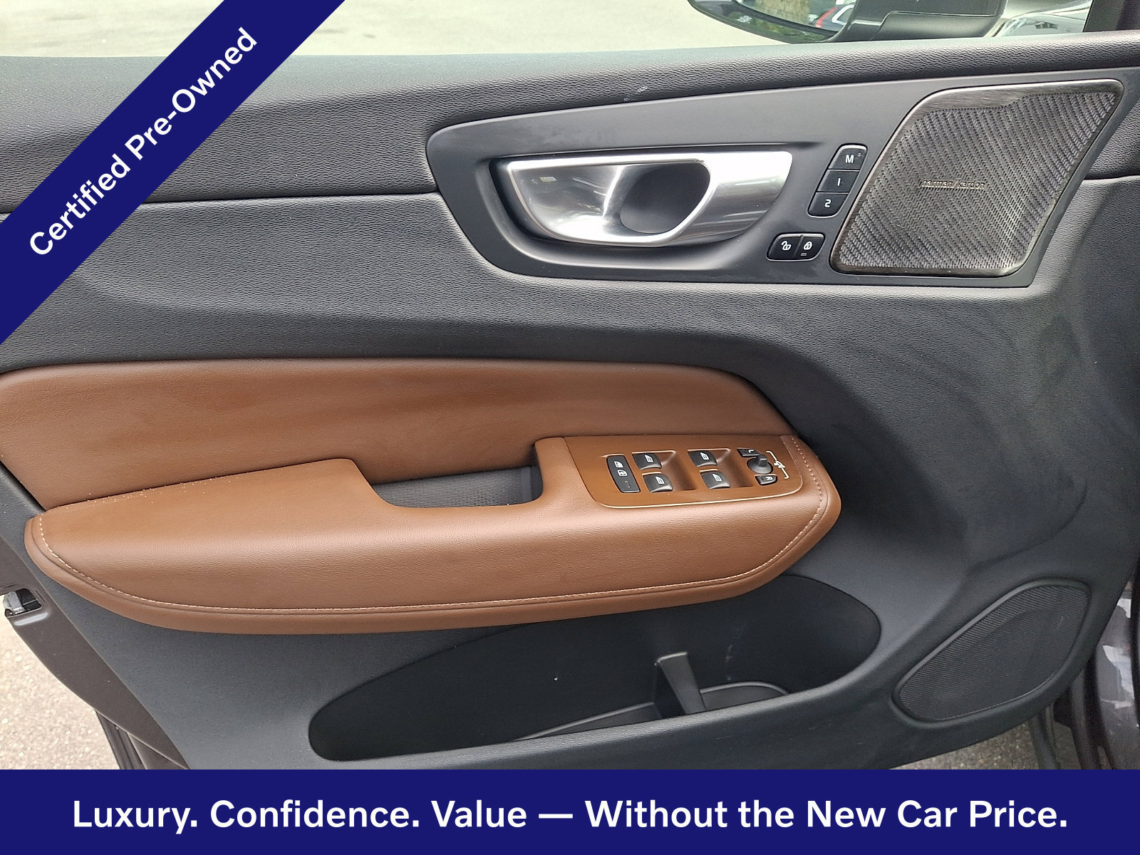 Certified 2023 Volvo XC60 B5 Ultimate w/ Climate Package AWD/4WD image 13