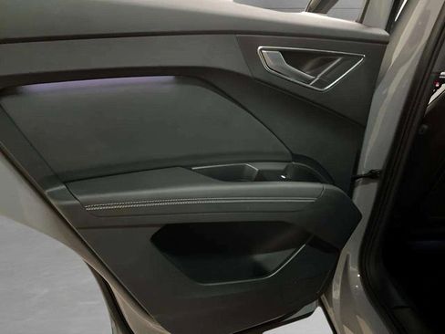 Used 2024 Audi Q4 e-tron Premium w/ Convenience Package image 67