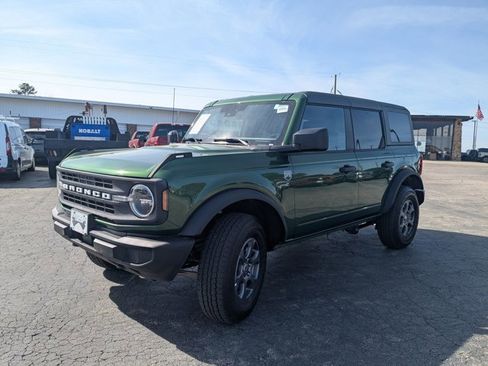 Certified 2025 Ford Bronco Big Bend image 4