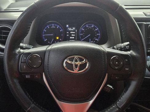 Used 2018 Toyota RAV4 XLE AWD/4WD image 23