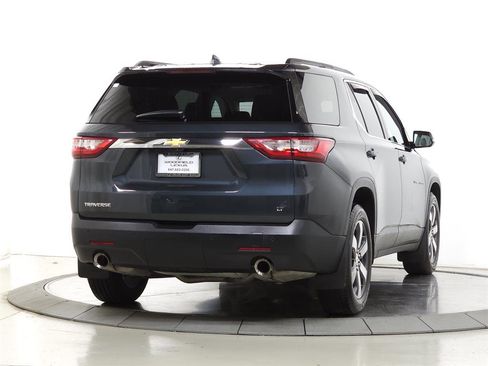 Used 2019 Chevrolet Traverse LT w/ LT Premium Package image 12