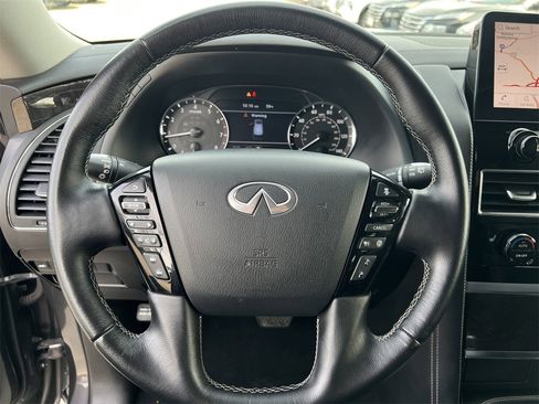 Used 2024 INFINITI QX80 Luxe image 10