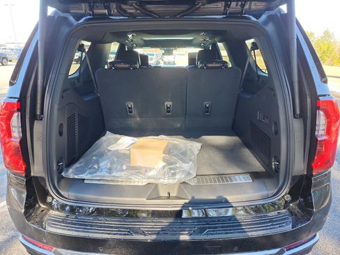 New 2026 GMC Yukon XL Denali Ultimate image 9