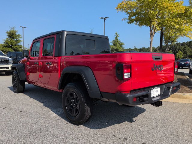 Used 2023 Jeep Gladiator Sport w/ Trailer Tow Package AWD/4WD image 6