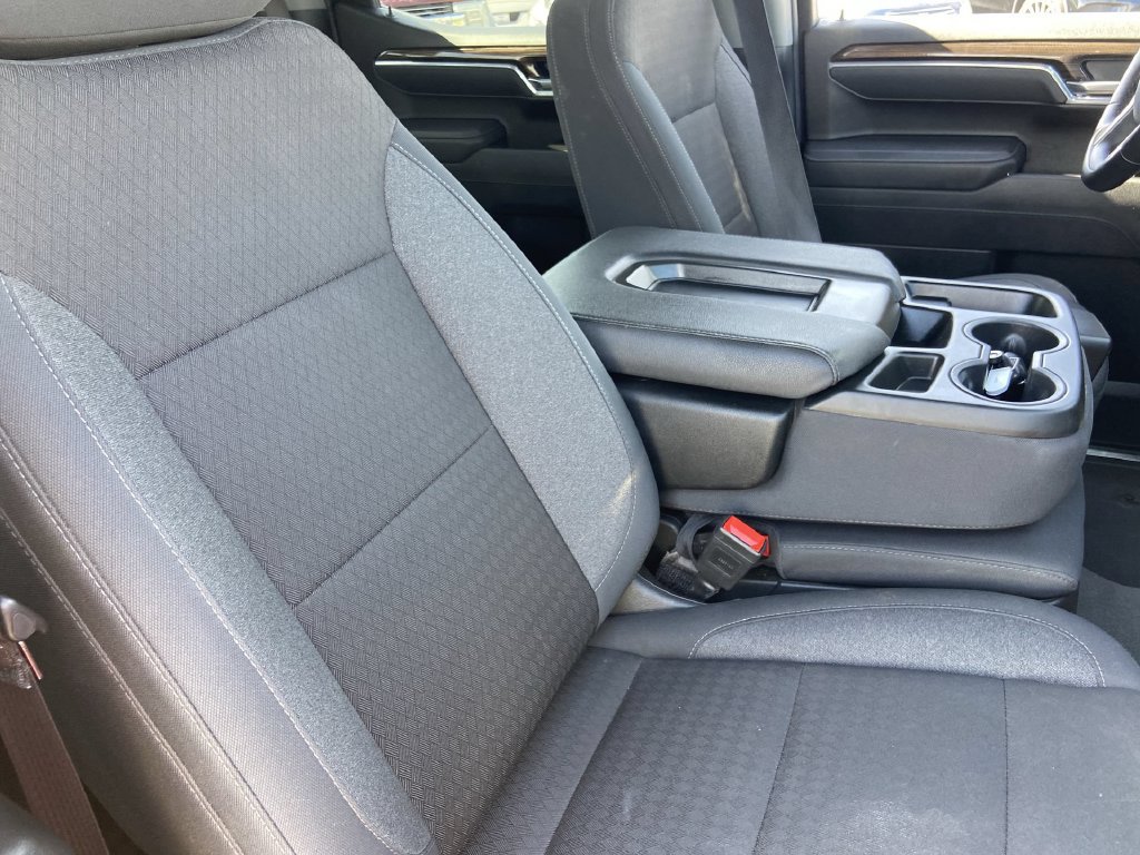 Used 2025 Chevrolet Silverado 1500 LT RWD image 23