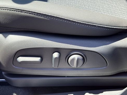 New 2026 Buick Encore GX Preferred w/ Comfort Package AWD/4WD image 17