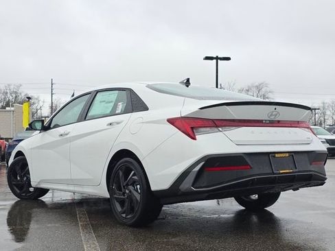 New 2026 Hyundai Elantra Sport FWD image 14