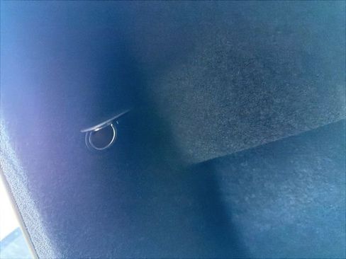 Used 2026 Tesla Model Y 2WD image 9