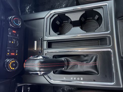 Used 2018 Ford F150 XLT w/ Equipment Group 302A Luxury image 22