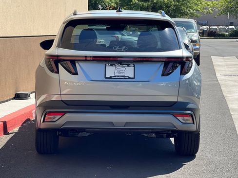 New 2025 Hyundai Tucson Limited image 6