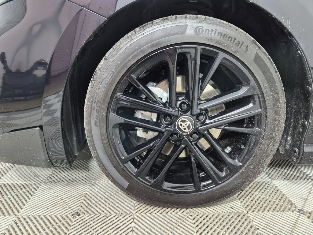 Used 2026 Toyota Camry SE FWD image 29