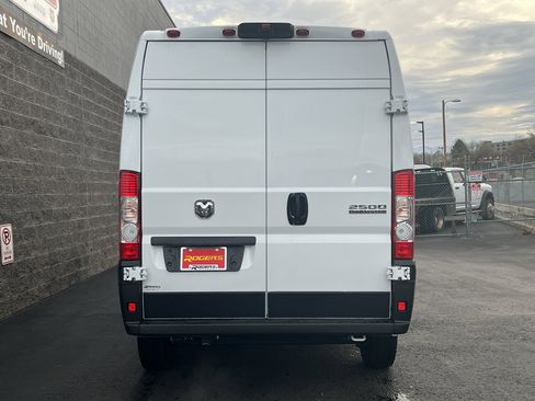 New 2026 RAM ProMaster 2500 image 7