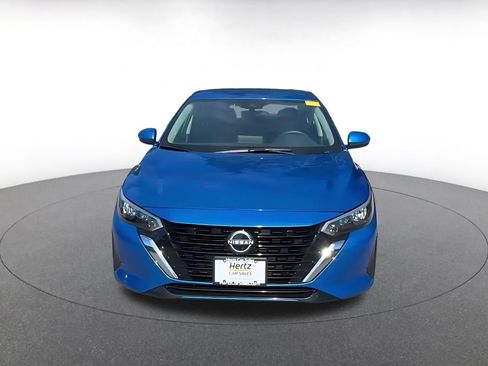 Used 2025 Nissan Sentra SV FWD image 4