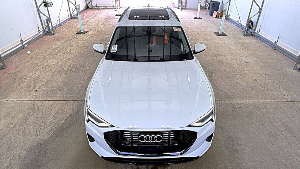 Used 2021 Audi e-tron Prestige AWD/4WD image 9