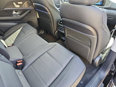 New 2026 Mercedes-Benz GLS 450 4MATIC image 11