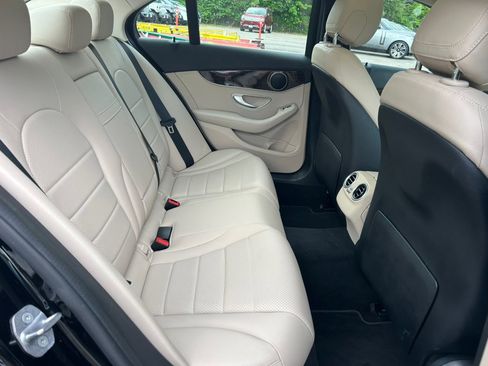 Used 2018 Mercedes-Benz C 300 4MATIC Sedan image 21
