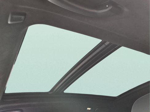 Certified 2025 BMW X7 M60i AWD/4WD image 8