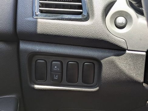 Used 2025 Mitsubishi Outlander Sport LE AWD/4WD image 25