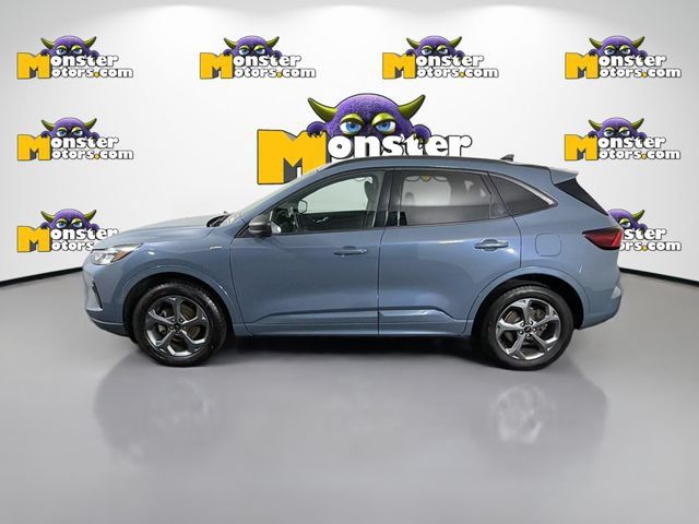Used 2023 Ford Escape ST-Line w/ Equipment Group 301A AWD/4WD image 8