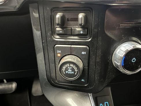 Certified 2023 Ford F150 XLT w/ Equipment Group 302A High image 18