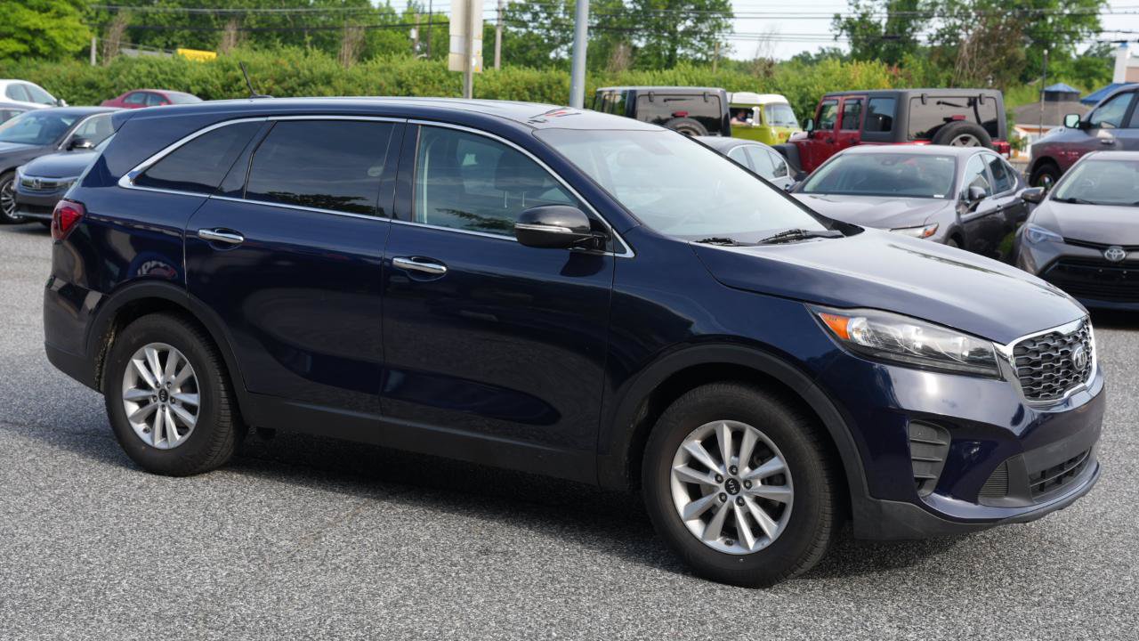 Used 2020 Kia Sorento FWD V6 image 3