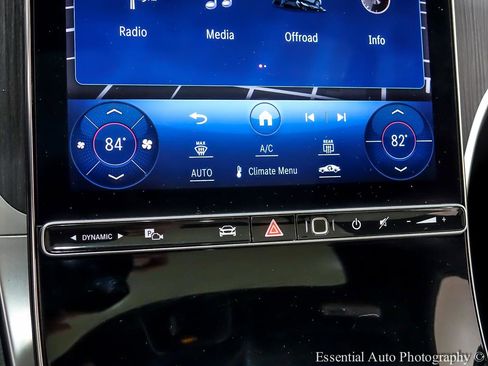 Used 2023 Mercedes-Benz GLC 300 4MATIC w/ AMG Line image 23