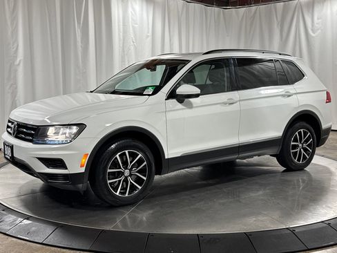 Used 2021 Volkswagen Tiguan SE AWD/4WD image 1