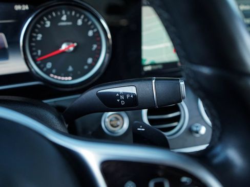 Used 2019 Mercedes-Benz E 300 image 35