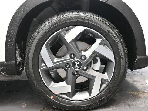 New 2026 Hyundai Venue SEL image 10