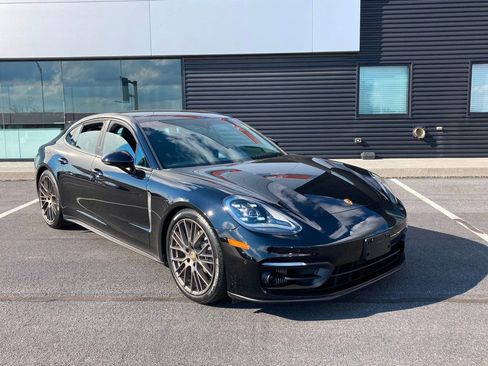 Certified 2023 Porsche Panamera 4 Platinum Edition image 39
