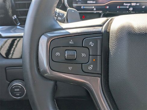 Used 2024 Chevrolet Silverado 1500 High Country image 19