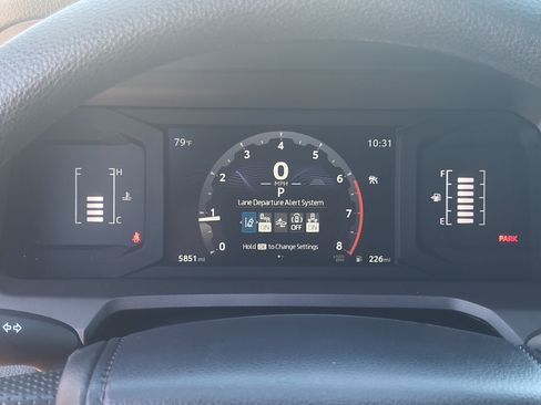 Certified 2025 Toyota Tacoma SR5 AWD/4WD image 13