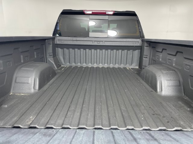 Certified 2023 Chevrolet Silverado 1500 LTZ w/ LTZ Premium Package AWD/4WD image 18