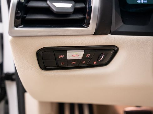 Certified 2026 BMW 840i xDrive AWD/4WD image 21
