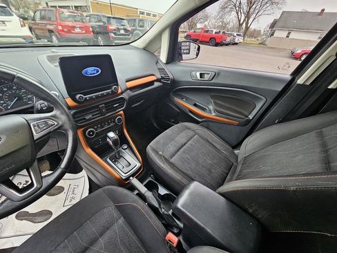 Used 2021 Ford EcoSport SE w/ SE Appearance Package image 17