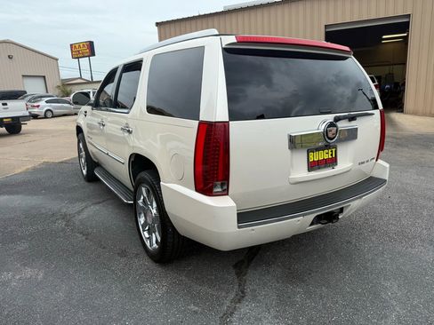 Used 2012 Cadillac Escalade Luxury w/ Livery Package image 7