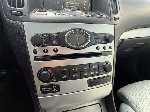 Used 2009 INFINITI G37 Sport w/ Premium Pkg image 18