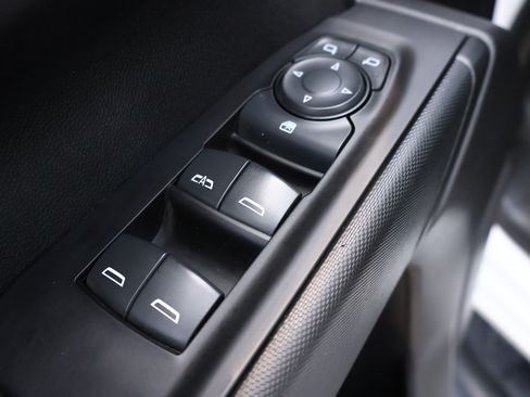 Used 2021 Chevrolet Silverado 1500 Custom Trail Boss w/ LPO, Dark Essentials Package AWD/4WD image 8