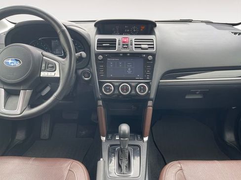 Used 2018 Subaru Forester 2.5i Touring w/ Popular Package #3B AWD/4WD image 11