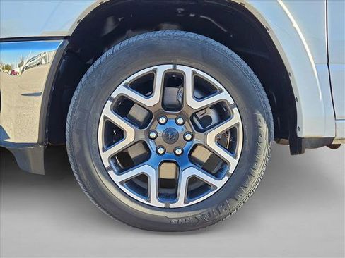 Used 2025 RAM 1500 Laramie image 23