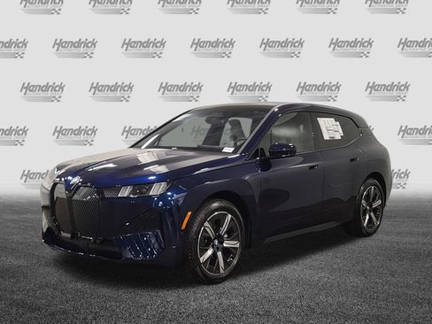 New 2026 BMW iX xDrive45 image 3