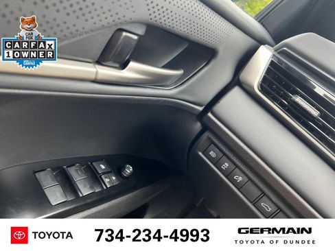Used 2025 Toyota Camry XSE FWD image 16