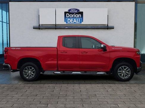 Used 2019 Chevrolet Silverado 1500 LT w/ All-Star Edition AWD/4WD image 2