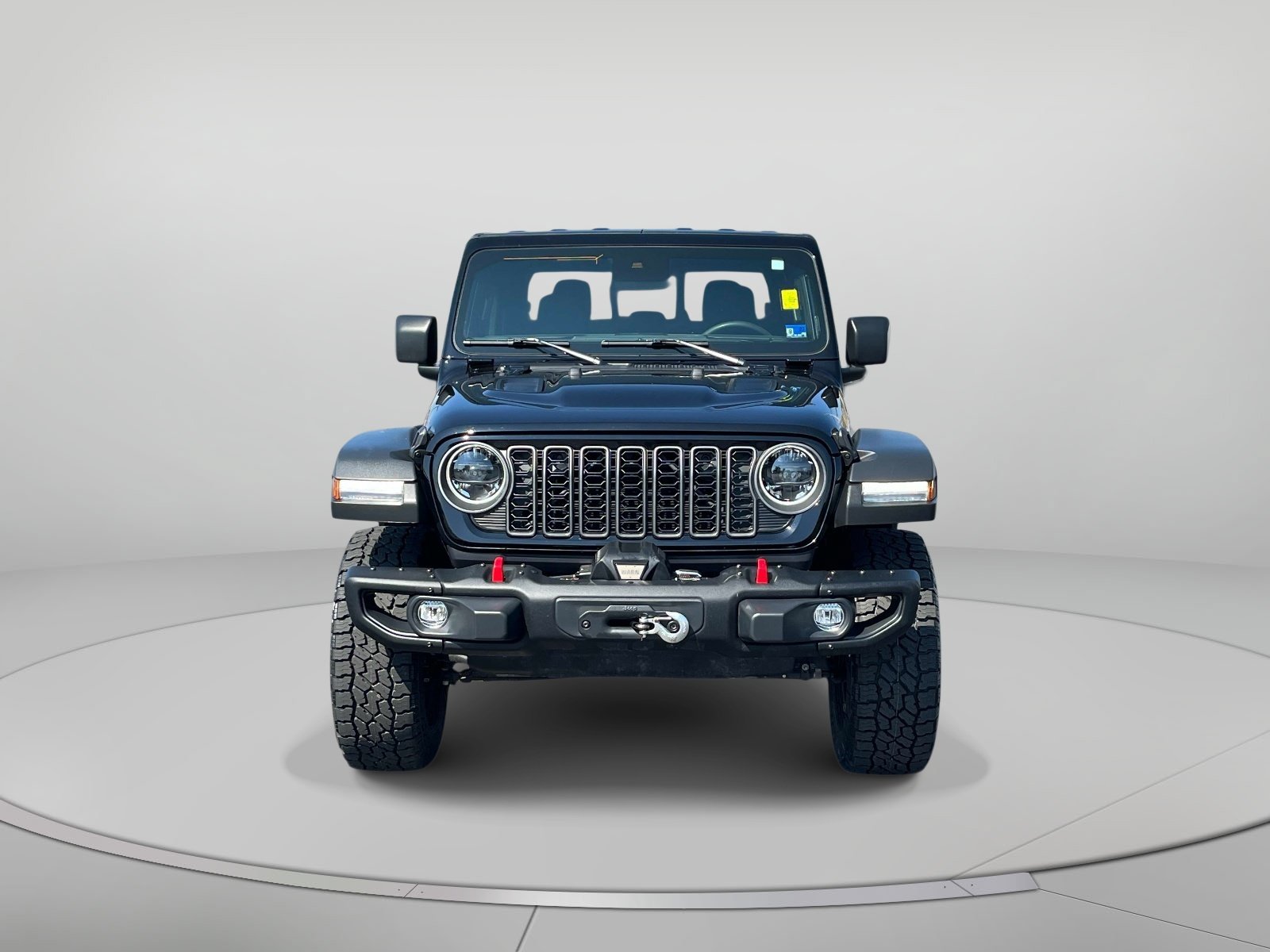 Used 2025 Jeep Gladiator Rubicon w/ Convenience Group AWD/4WD image 10