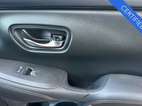 Certified 2025 Honda HR-V Sport image 19