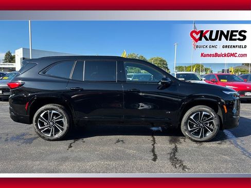 New 2026 Buick Enclave Sport Touring w/ LPO, Floor Liner Package image 17